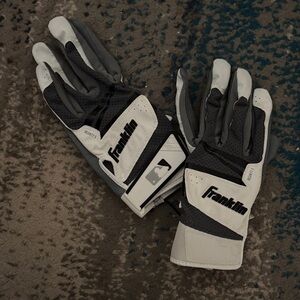 Franklin Men's Black and White Gloves